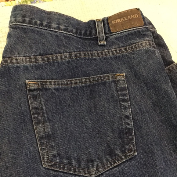 Kirkland Other - Kirkland Men’s Jeans Size 44 x 30 Relaxed fit Excellent Condition 5 pocket Comfy